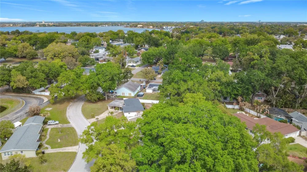 1018 DOWD AVENUE Orlando, FL 32804