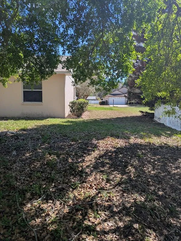 108 TWIN LAKE CIRCLE Umatilla, FL 32784