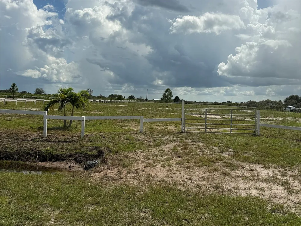 20380 NW 250TH STREET Okeechobee, FL 34972