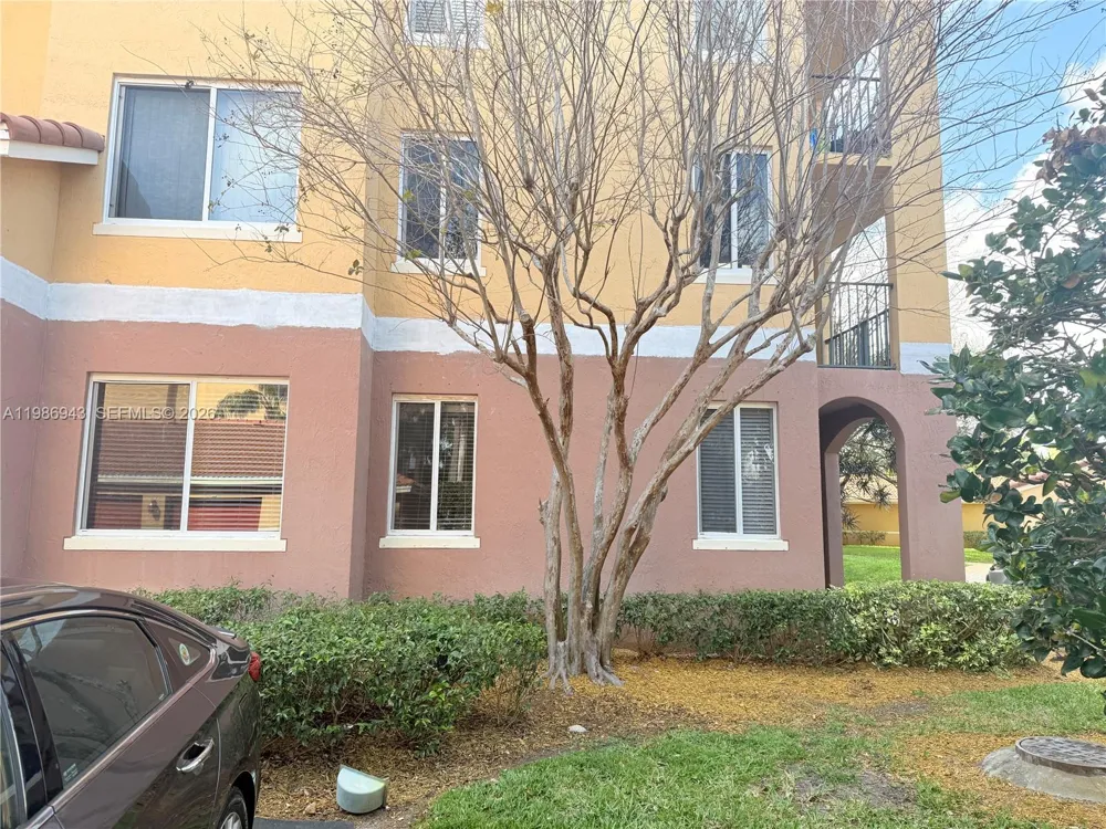 1000 Scotia Dr #101 Hypoluxo, FL 33462