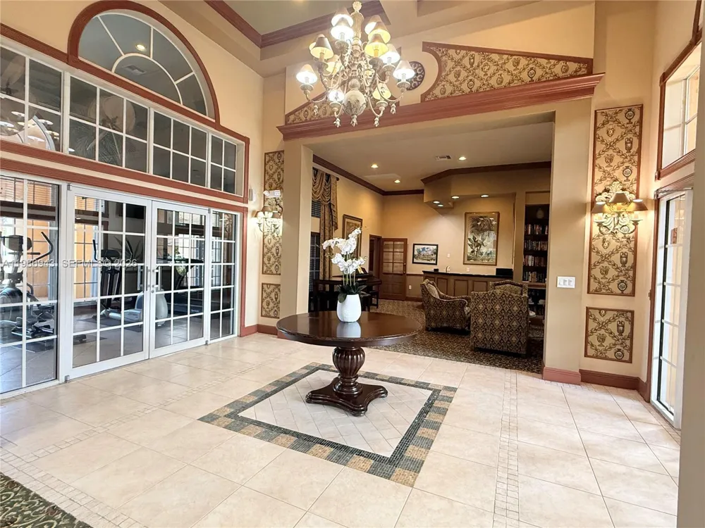 1000 Scotia Dr #101 Hypoluxo, FL 33462