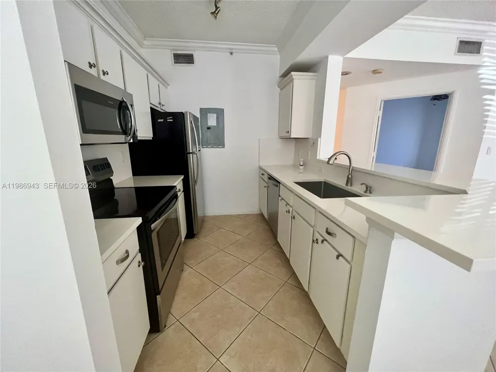 1000 Scotia Dr #101 Hypoluxo, FL 33462