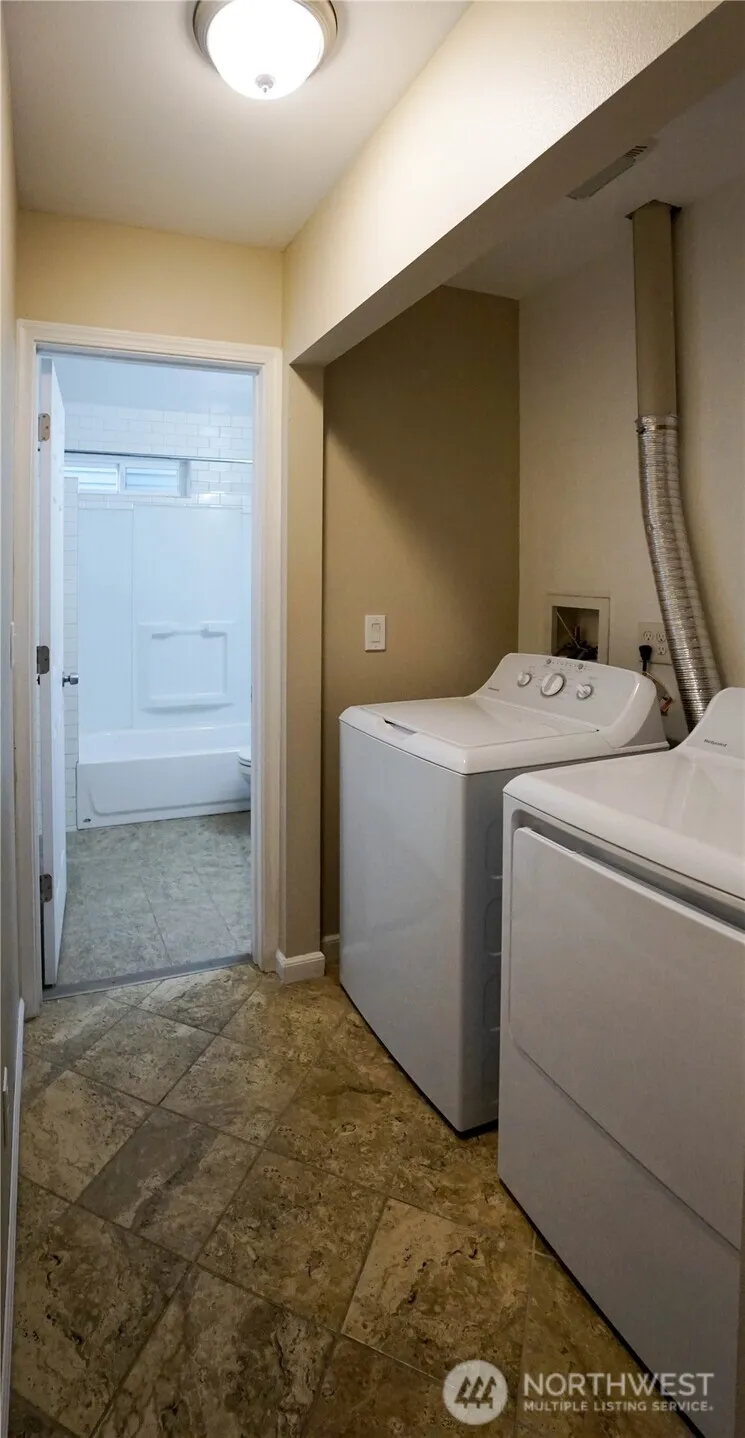 14948 6th Avenue S Burien, WA 98168