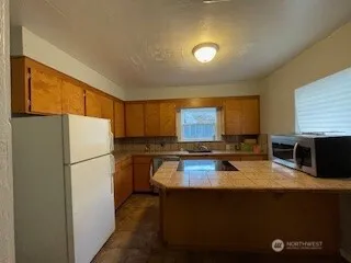 6221 S 129th Street Seattle, WA 98178