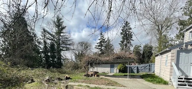 6221 S 129th Street Seattle, WA 98178