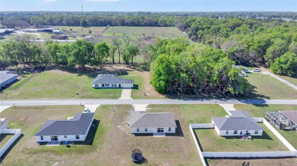 1725 NE 160TH PLACE Citra, FL 32113