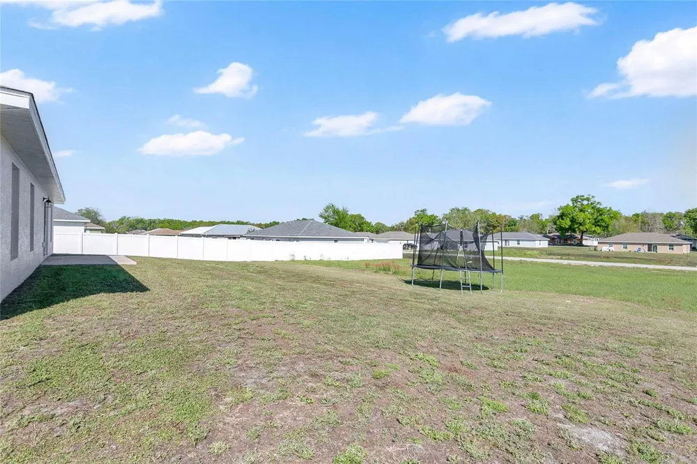 1725 NE 160TH PLACE Citra, FL 32113