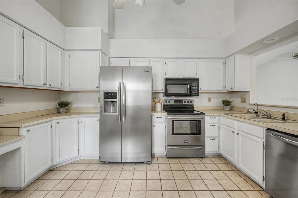 3960 MERMOOR DRIVE Palm Harbor, FL 34685