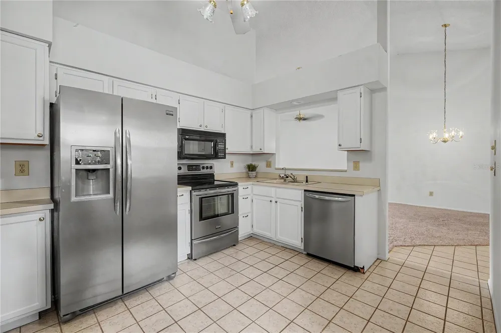 3960 MERMOOR DRIVE Palm Harbor, FL 34685
