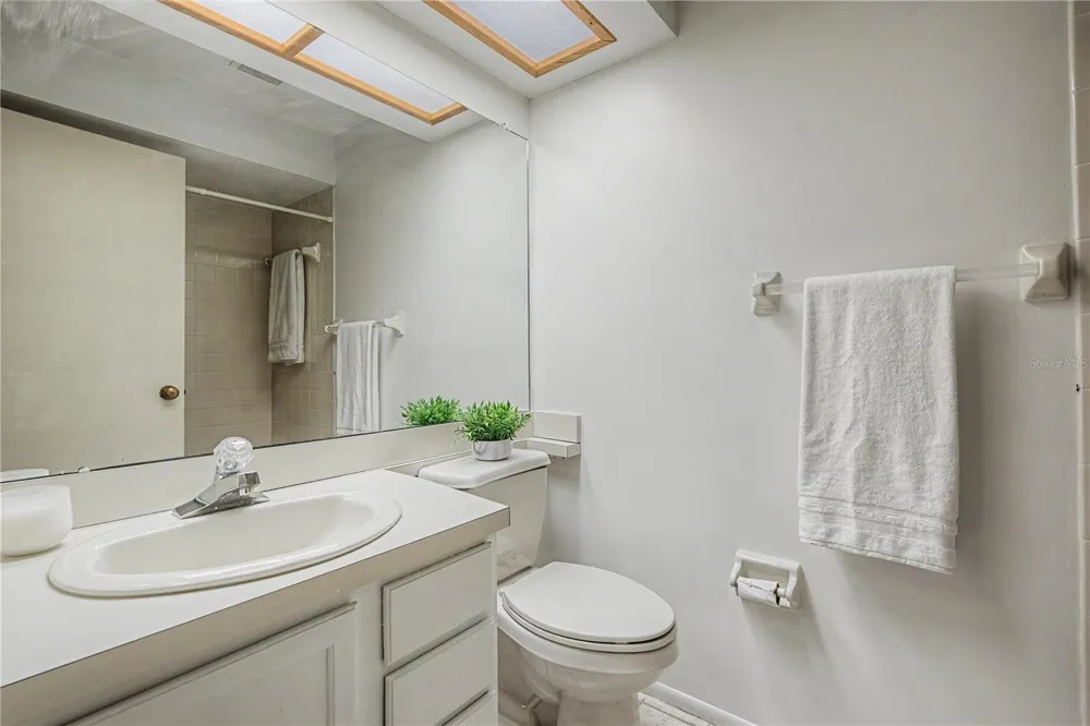 3960 MERMOOR DRIVE Palm Harbor, FL 34685