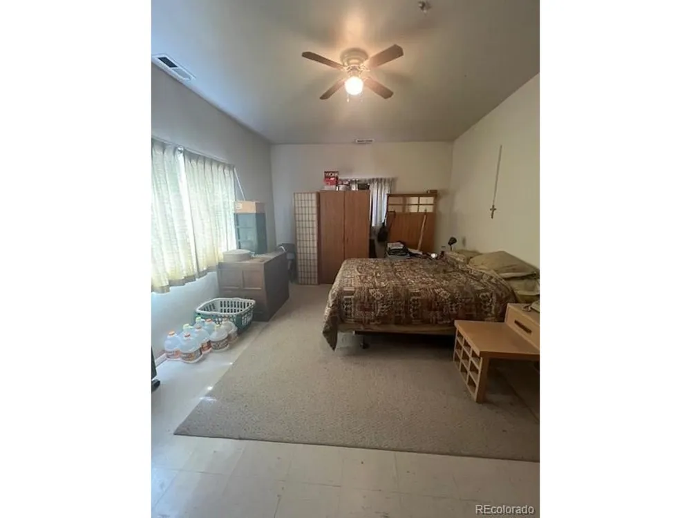 922 8th Street Alamosa, CO 81101