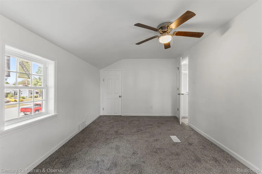 13367 Fordline Street Southgate City, MI 48195