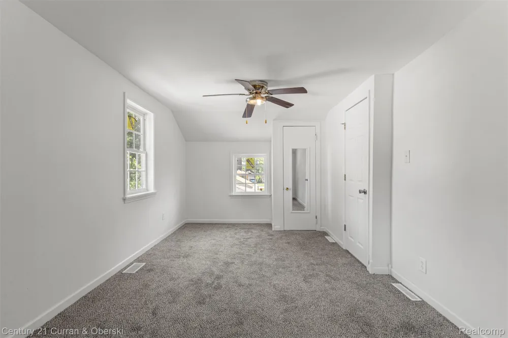 13367 Fordline Street Southgate City, MI 48195