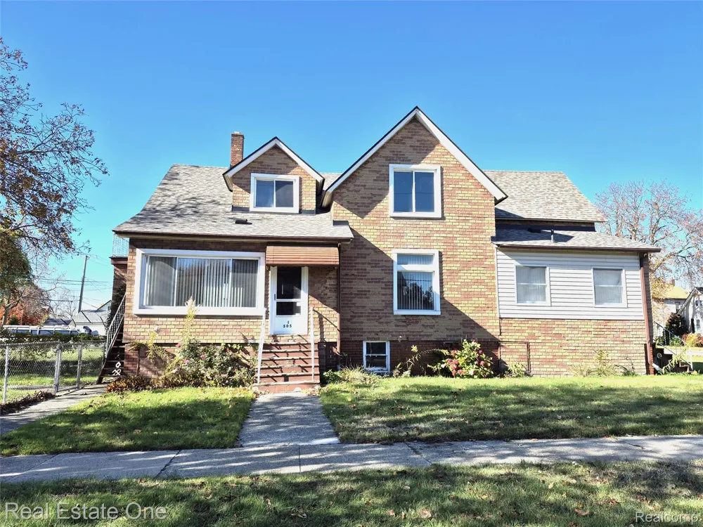 505 Forest Street Wyandotte City, MI 48192
