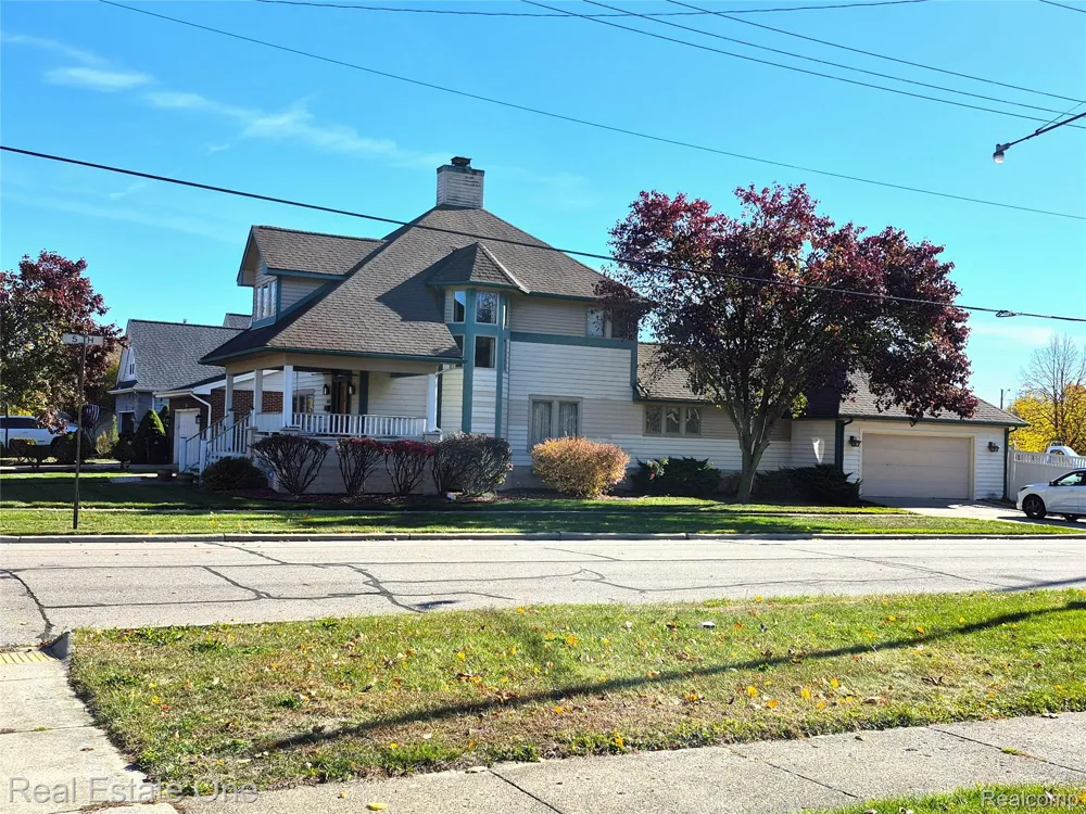 505 Forest Street Wyandotte City, MI 48192