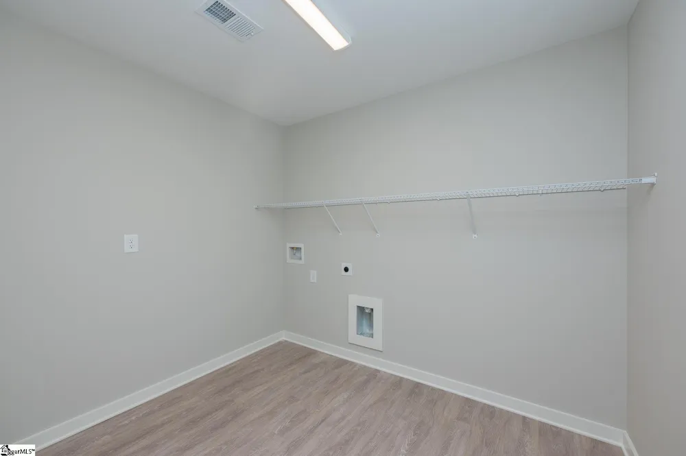 9892 Highway 252 Ware Shoals, SC 29692