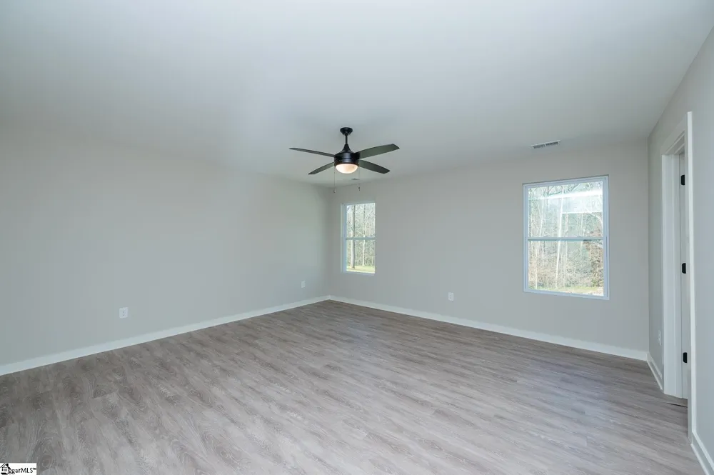 9892 Highway 252 Ware Shoals, SC 29692