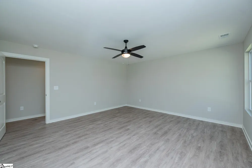 9892 Highway 252 Ware Shoals, SC 29692