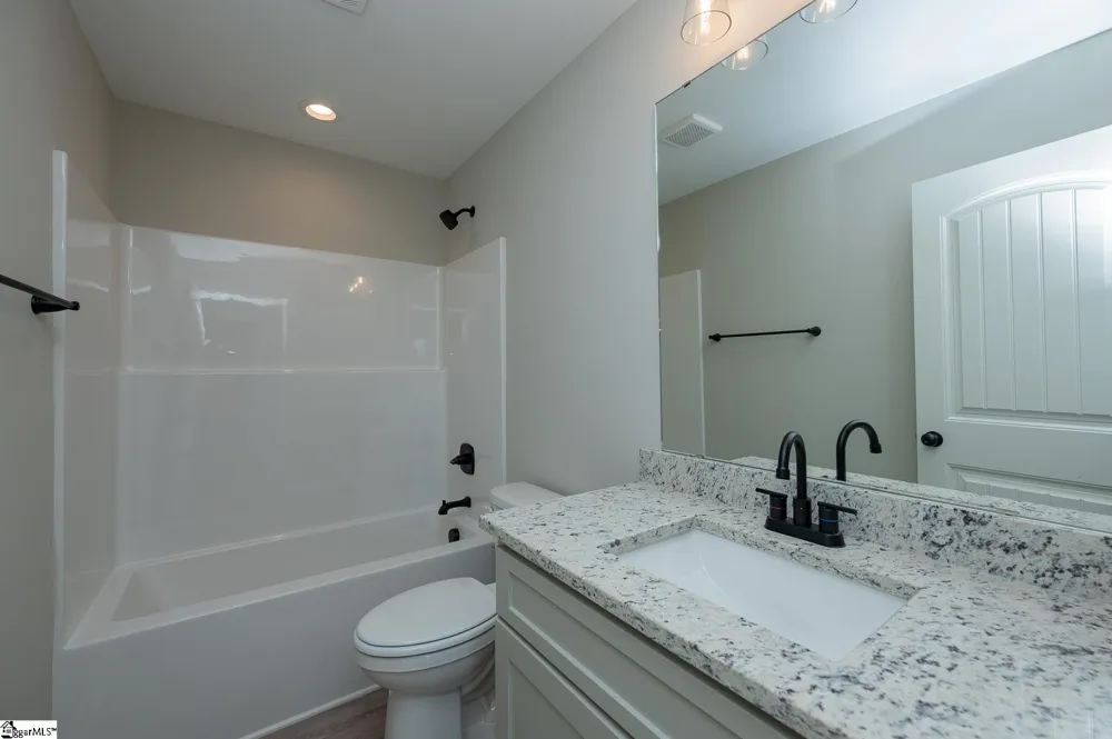 9892 Highway 252 Ware Shoals, SC 29692