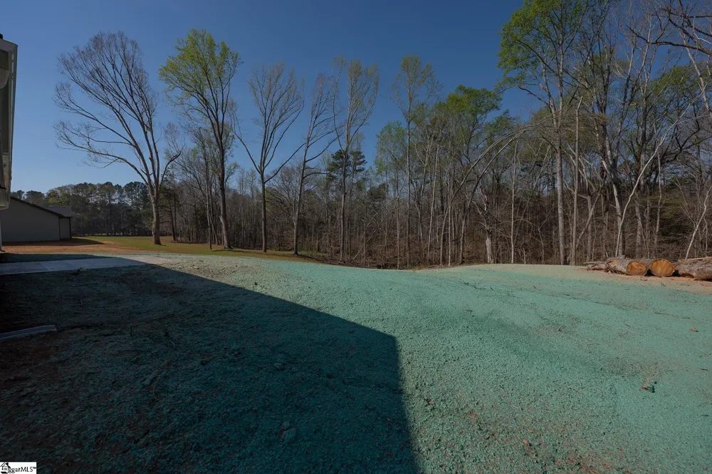 9892 Highway 252 Ware Shoals, SC 29692