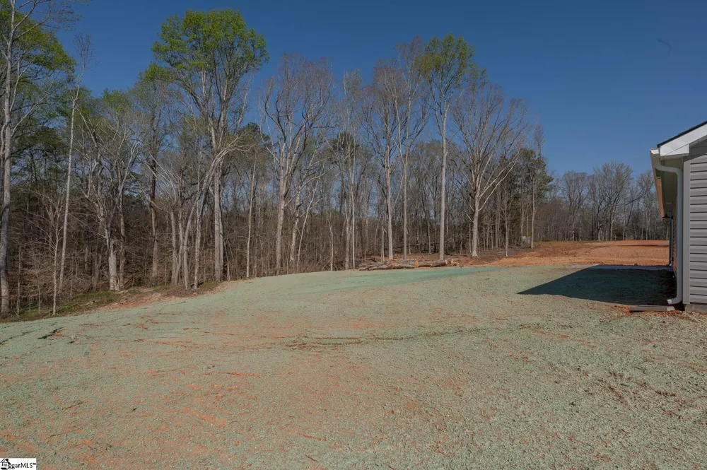 9892 Highway 252 Ware Shoals, SC 29692