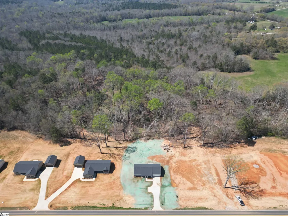 9892 Highway 252 Ware Shoals, SC 29692
