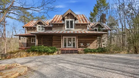 1908 Clear Brooks Drive