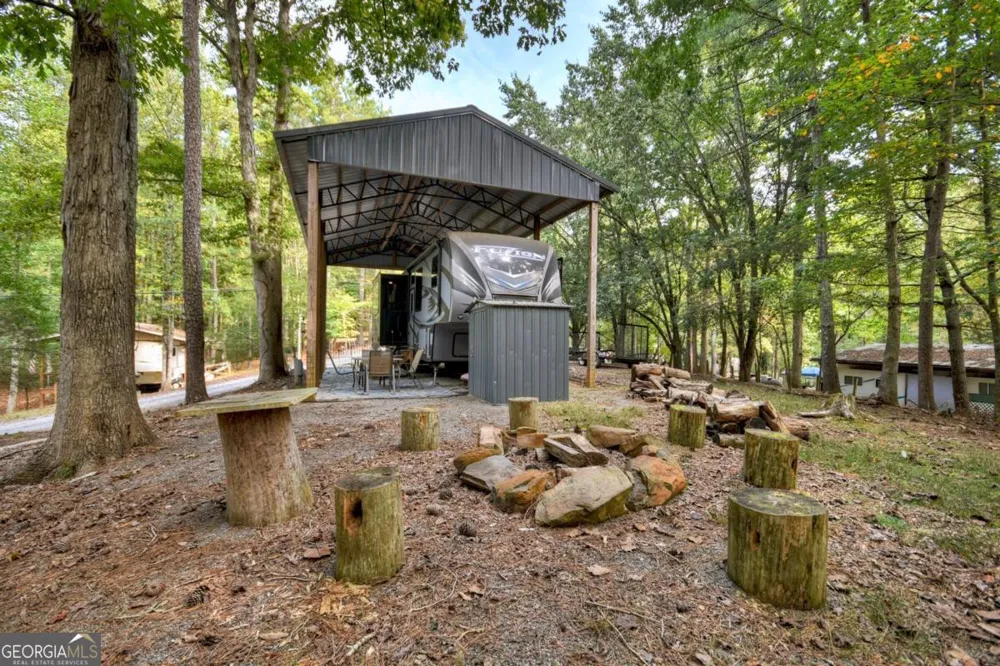 169 19Th ST Ellijay, GA 30540