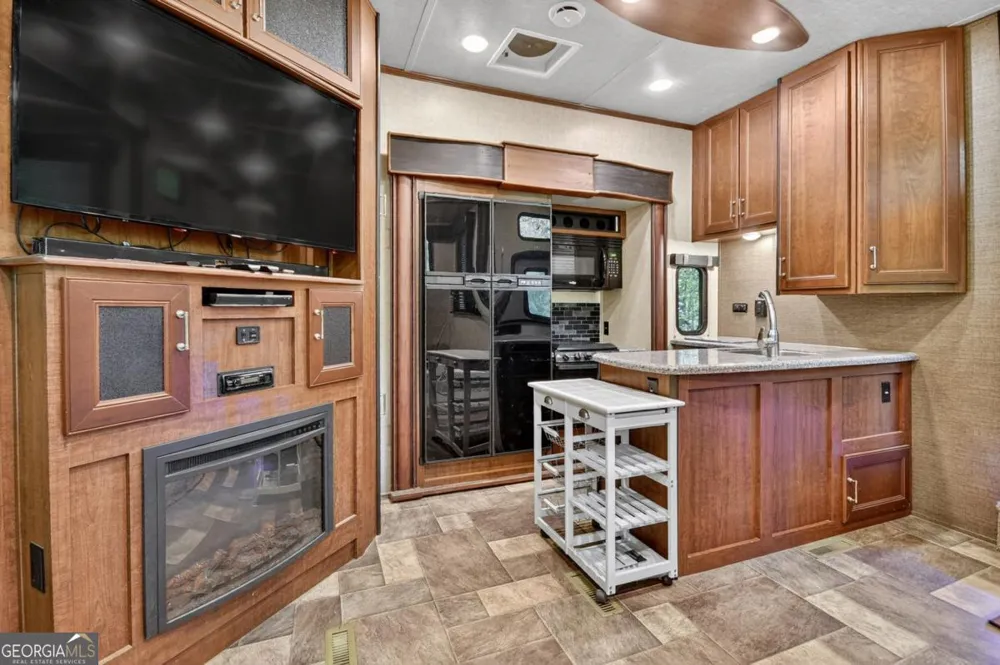 169 19Th ST Ellijay, GA 30540