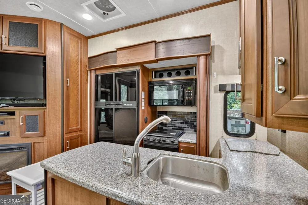 169 19Th ST Ellijay, GA 30540