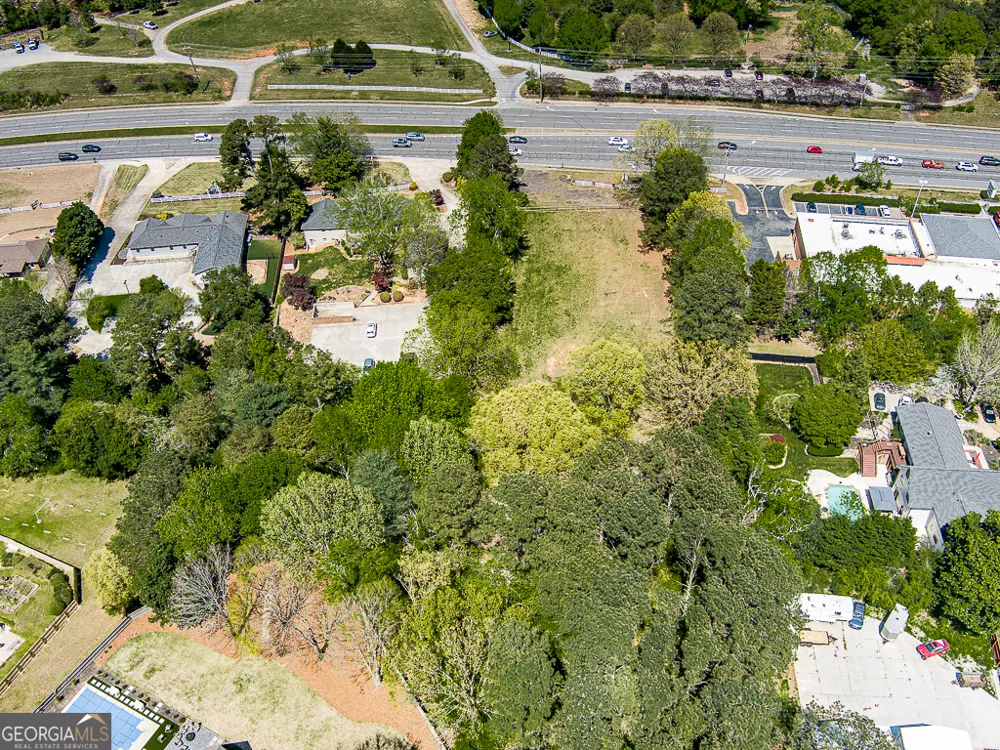 1400 Woodstock RD Roswell, GA 30075