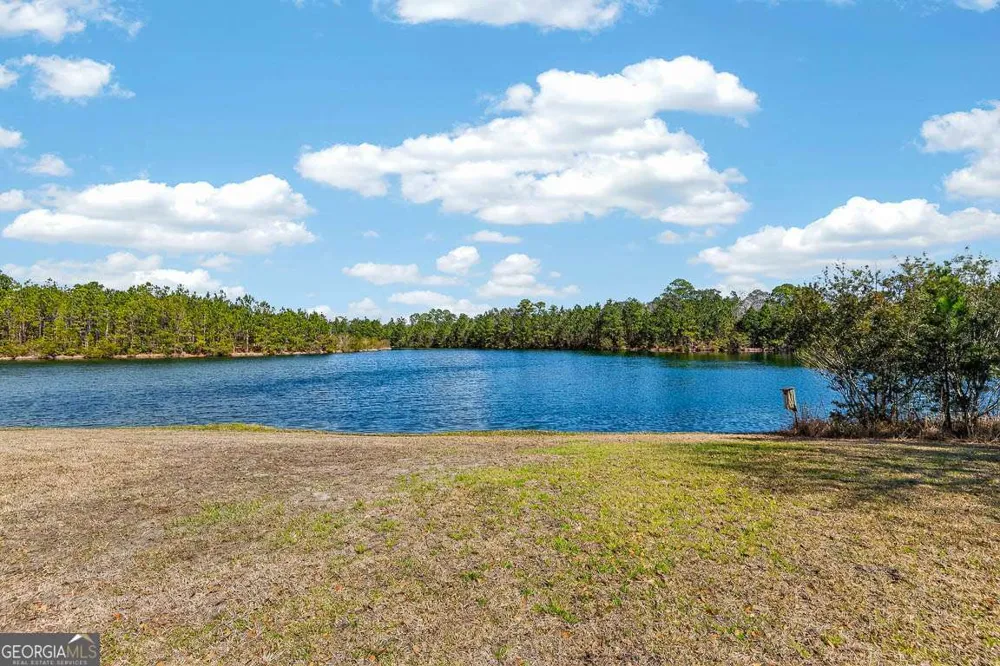 24 Bitter End CT Waverly, GA 31565