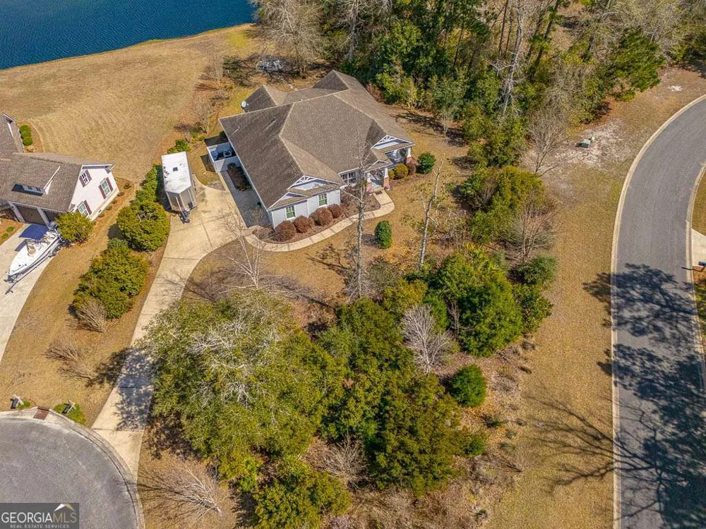 24 Bitter End CT Waverly, GA 31565