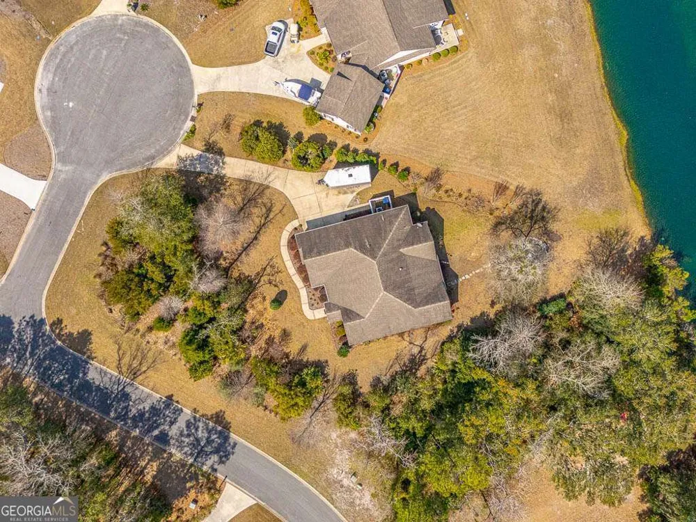 24 Bitter End CT Waverly, GA 31565