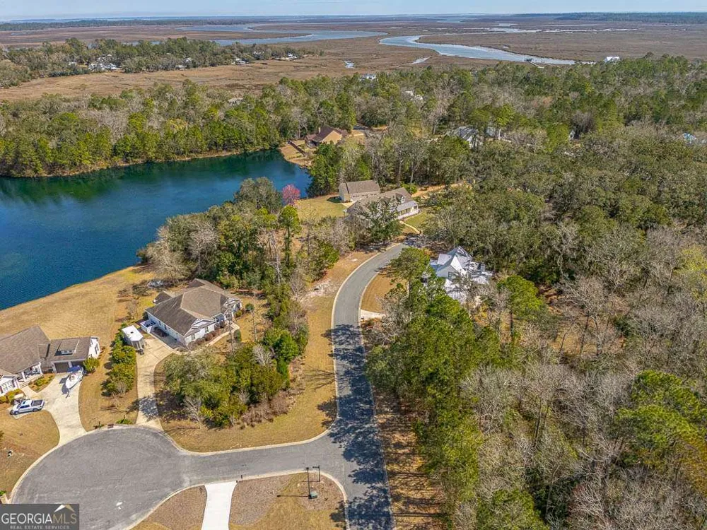 24 Bitter End CT Waverly, GA 31565