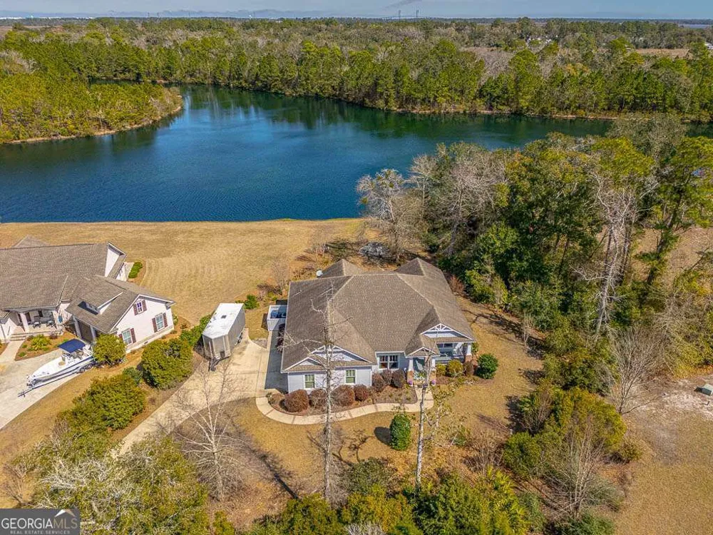 24 Bitter End CT Waverly, GA 31565