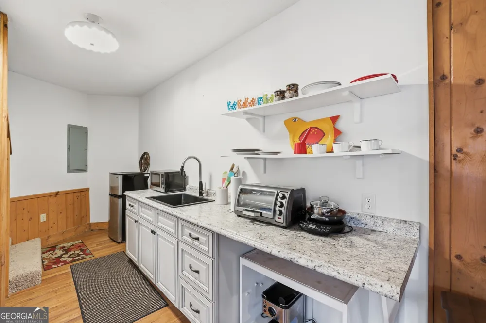578 Saddleback CIR Sky Valley, GA 30537