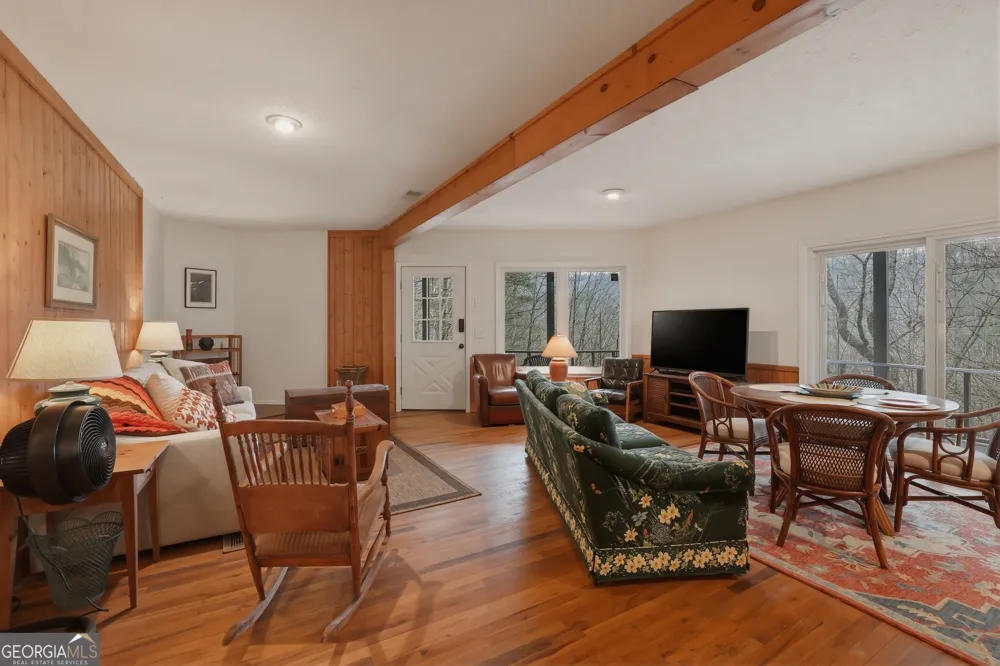 578 Saddleback CIR Sky Valley, GA 30537