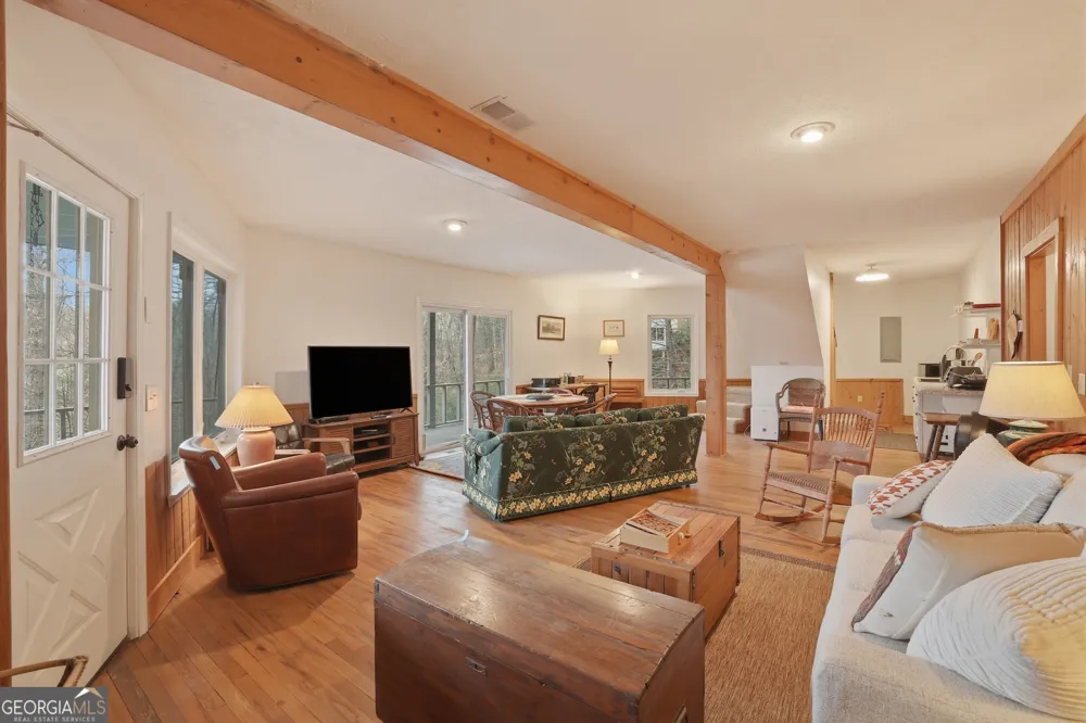 578 Saddleback CIR Sky Valley, GA 30537