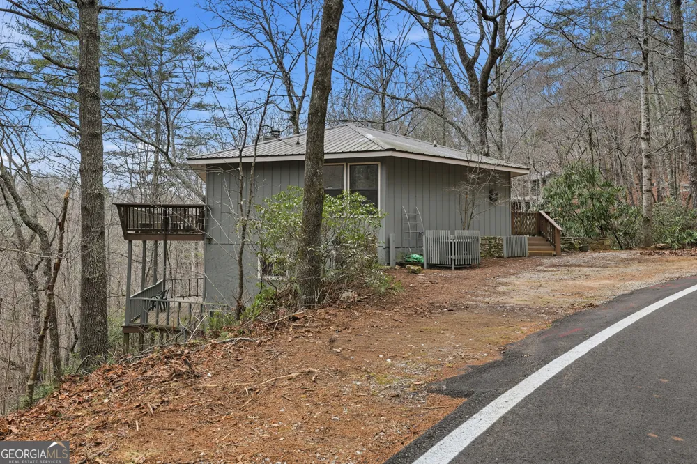 578 Saddleback CIR Sky Valley, GA 30537