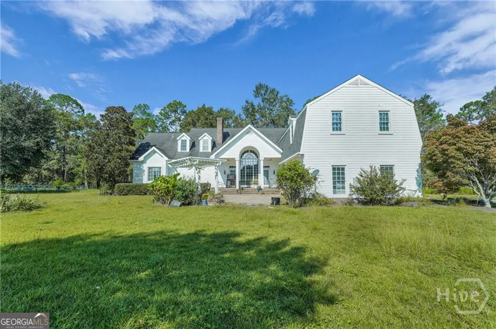 3772 Us Highway 301 Claxton, GA 30417