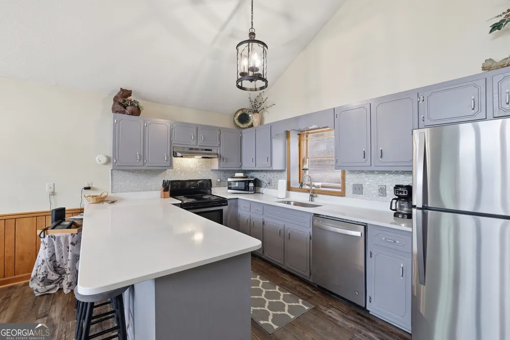 119 Buttermilk CIR Sky Valley, GA 30537