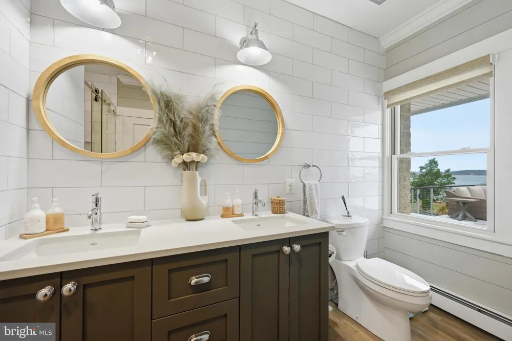 121 KILBY POINT Queenstown, MD 21658