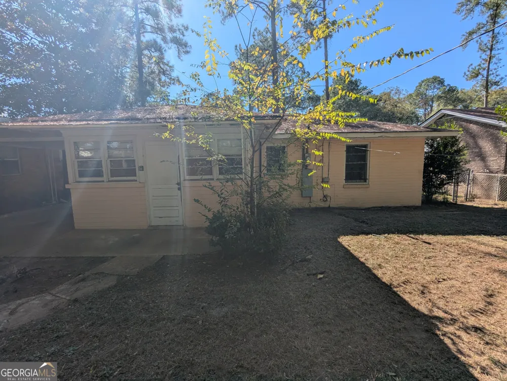 905 Dorsett AVE Albany, GA 31701