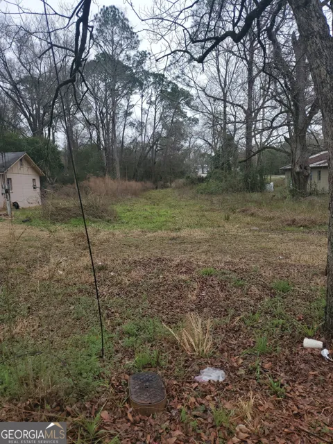 301 Shipp LN