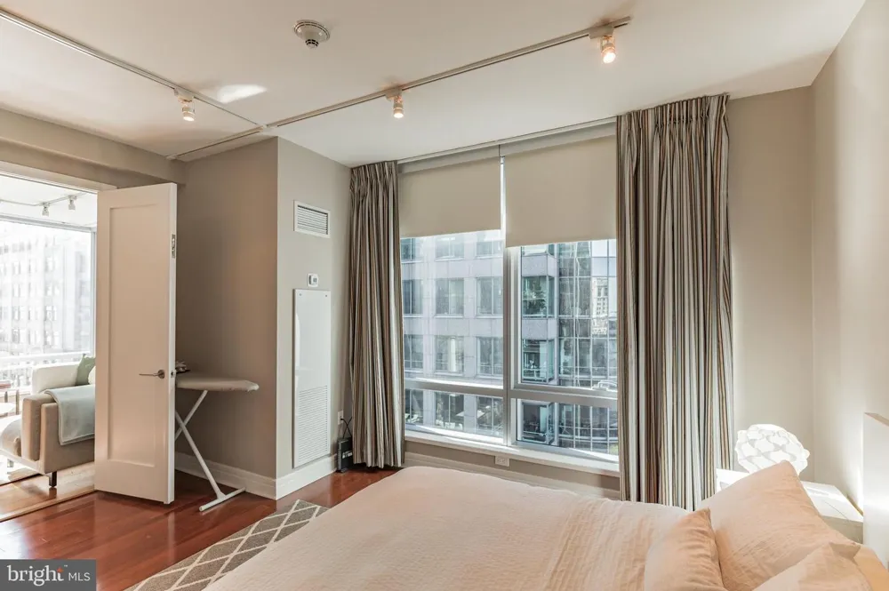 1414 S PENN SQUARE #16G Philadelphia, PA 19102