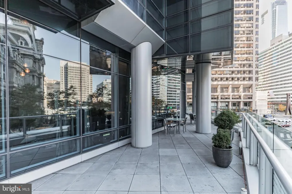 1414 S PENN SQUARE #16G Philadelphia, PA 19102