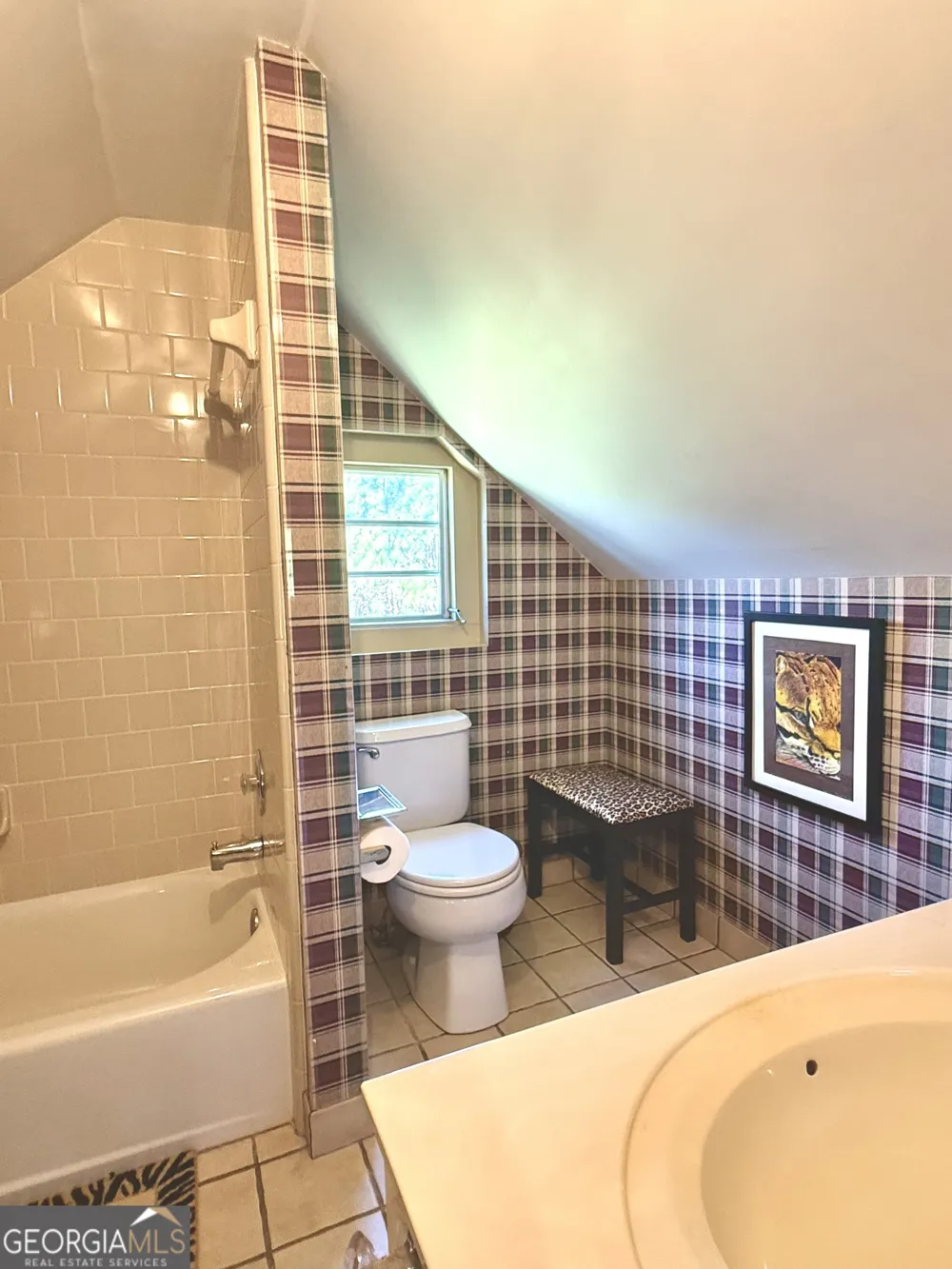 1663 Thompson LN Statesboro, GA 30458