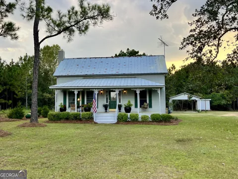 1663 Thompson LN