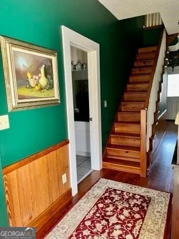 1663 Thompson LN Statesboro, GA 30458